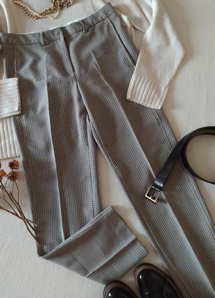 Классические брюки в гусиную лапку m&s