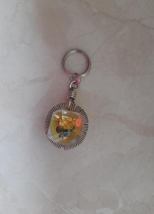 Брелок на ключе, шарм, на сумку и т.д. handmade, винтаж.
