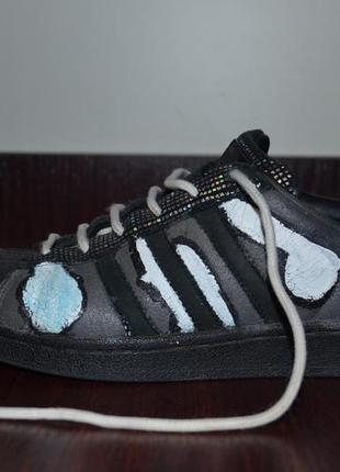 Кроссовки Takle begge disse adidas løbeshorts