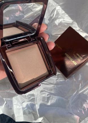 Пудра для обличчя hourglass ambient lighting powder - dim light 10 g