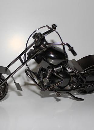 Металлическая модель мотоцикла