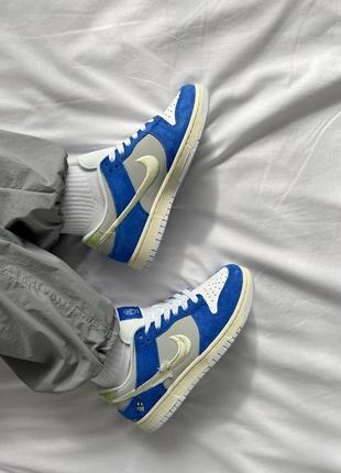 Крутейшие кастомные кроссовки fly streetwear x ladies cheap nike roshe women pro gardenia синие с белым унисекс 36-45 р10 фото