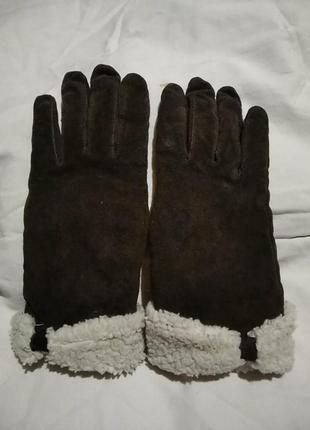 Замшевые перчатки с утеплителем