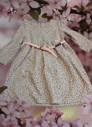 Теплое нежное изящное платье