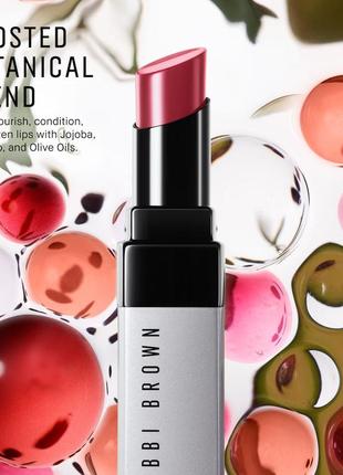 Поживний бальзам для губ bobbi brown extra lip tint balm bare pink зволожучий тінт рожевий 0.7 г3 фото