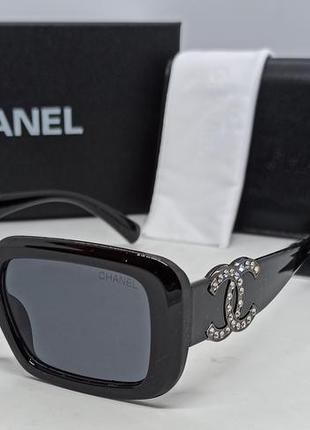 Окуляри брендові жіночі сонцезахисні чорні логотип з камінцями