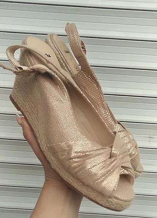 Новые распродаж