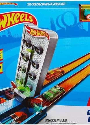 Игровой набор хот вилс соревнования за кубок чемпиона hot wheels dragstrip champion (gbf81/gbf82)6 фото