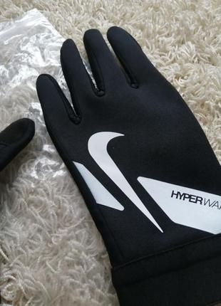 Нашумівші  рукавиці nike hyper warm😍  розмір:s, m якість чудова мають функцію touch (тобто дотик до телефону) доставка 1-2 дні🚚  ціна 560грн4 фото