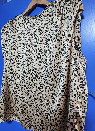Базова леопардова блуза з підплічниками3 фото