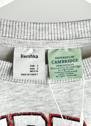 Свитшот bershka cambridge7 фото