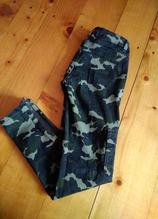 Стильні джинси мілітарі