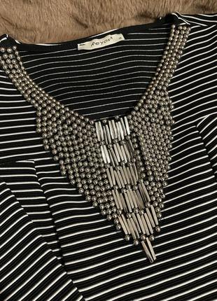 Блуза жіноча з баскою