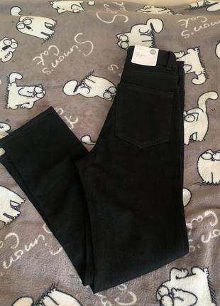 Джинсы прямого кроя черные высокая посадка новые h&m