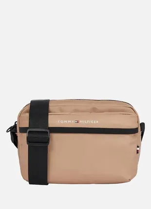 Сумка tommy hilfiger через плече, skyline canvas camera bag!