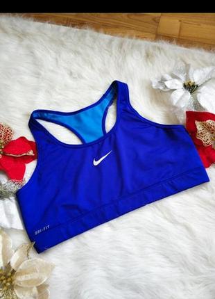 Еластичний спортивний топ без чашок nike dri-fit