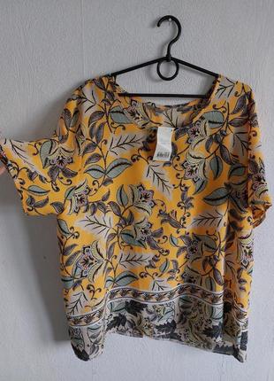 Шифоновая блуза в цветочный принт с красивой спинкой