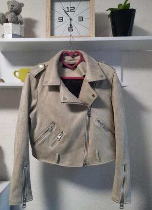 Классная куртка косуха зипка zara