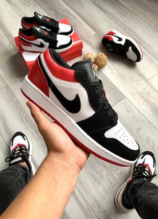 Кроссовки nike air jordan red
