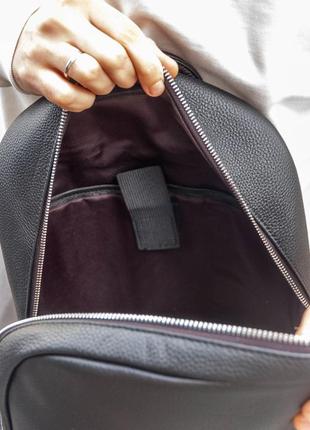 Мужской качественный и стильный рюкзак из натуральной кожи10 фото