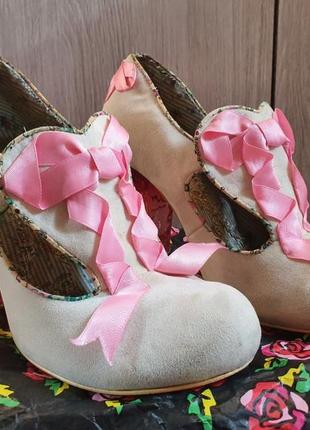 irregular choice 38