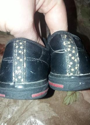 Кроссовки 3