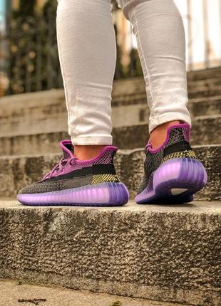 Кроссовки женские, мужские adidas yeezy boost 350, фиолетовые (адидас изи буст, адидасы)10 фото