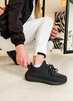 Шикарные кроссовки adidas yeezy6 фото