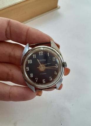 Восток!⏳ часы наручные в стальном копусе винтаж ссср советские чистопольский завод