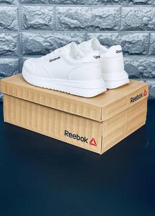 Женские кроссовки reebok7 фото