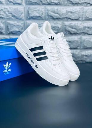 Женские кроссовки adidas белые кожаные кроссовки адидас