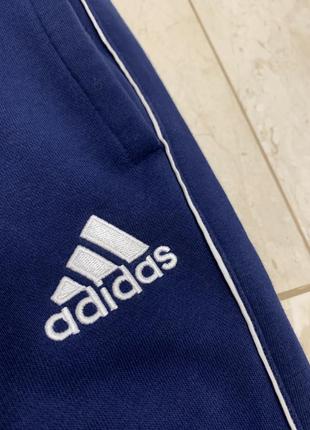 Спортивні штани adidas сині базові5 фото