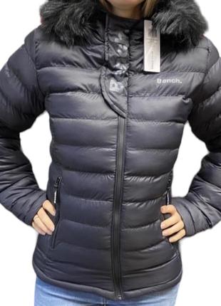 Жіноча куртка bench
