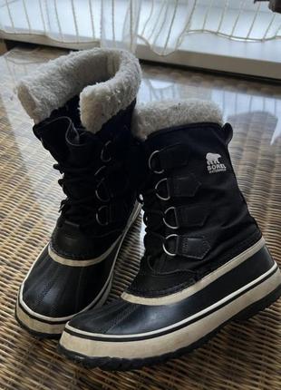 Зимові шкіряні чоботи sorel waterproof hand crafted natural rubber оригінальні високі чорні2 фото