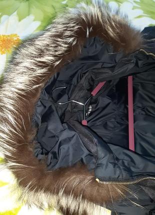 Очень классная зимняя куртка с чернобуркой италия9 фото