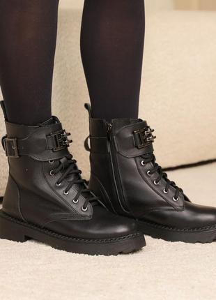 Ботинки зимние кожаные черные10 фото