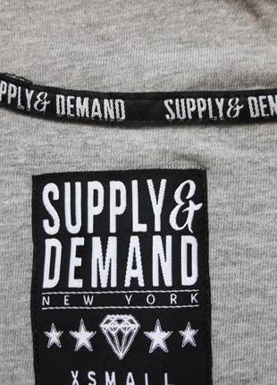Крутая футболка с рукавами из экокожи  с надписью на молнии supply&demand7 фото