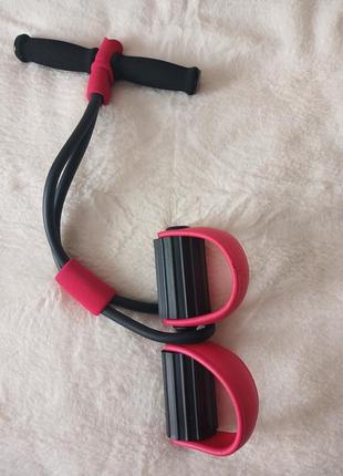 Многофункциональный эспандер-тренажер.