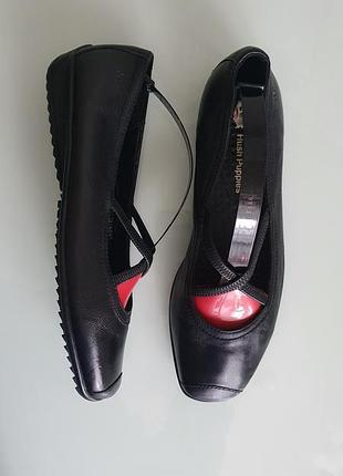 Шкіряні туфлі, балеткиі hush  puppies