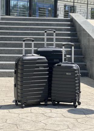 Качественный чемодан по низкой цене,пластик,4 колеса,дорожная сумка,кодовый замок, чемодан, удобная кладь,средний, большой1 фото