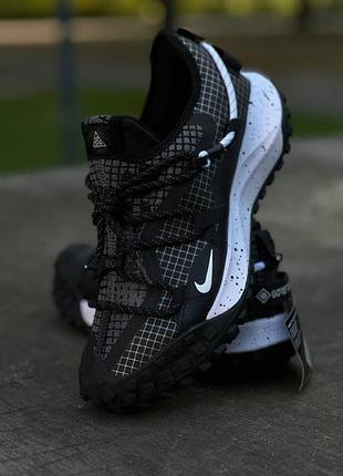 Nike acg mounth low black white