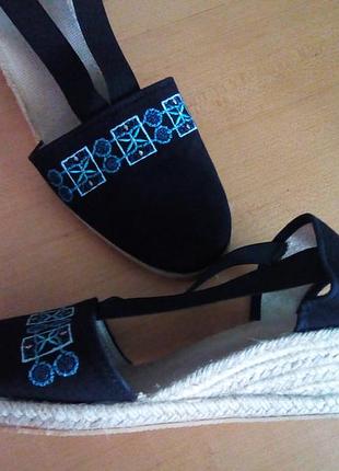 Босоножки р.41