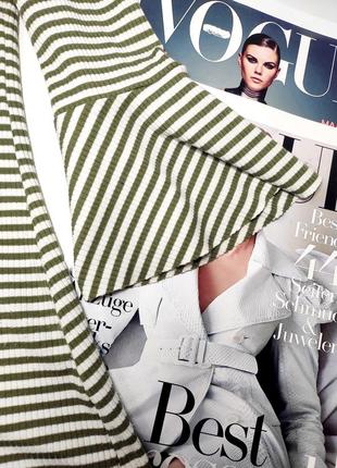 Сукня жіноча коротка зелена у смужку з рукавами клешь від бренду made in italy s m4 фото