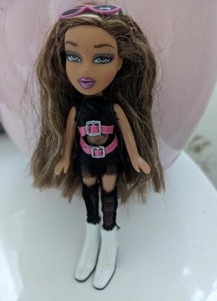 Лялька bratz