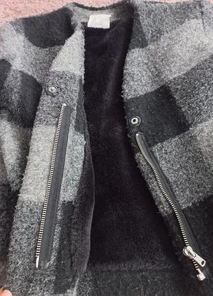 Куртка zara 140 р 2