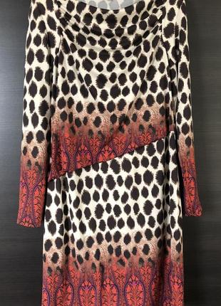 Женственное платье с леопардовым рисунком comma5 фото
