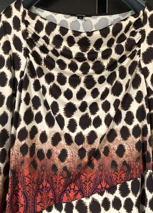 Женственное платье с леопардовым рисунком comma3 фото