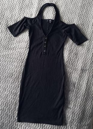 Черное платье платье в рубчик с открытыми плечами2 фото