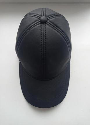 Бейсболка кепка кожзам утеплена на флісі розпродаж