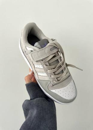 Кросівки жіночі adidas forum «light grey / white / purple” premium4 фото